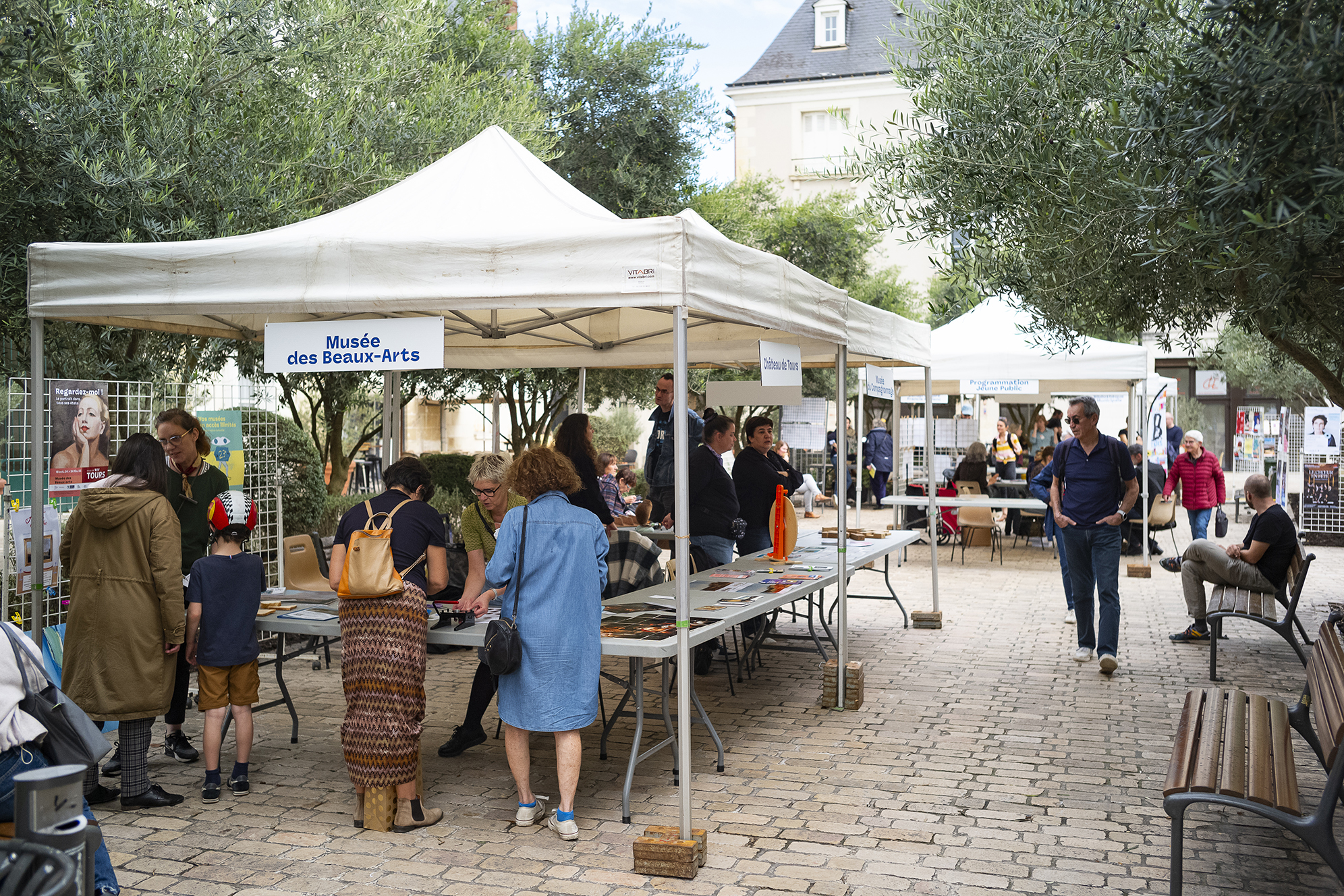 Place Châteauneuf