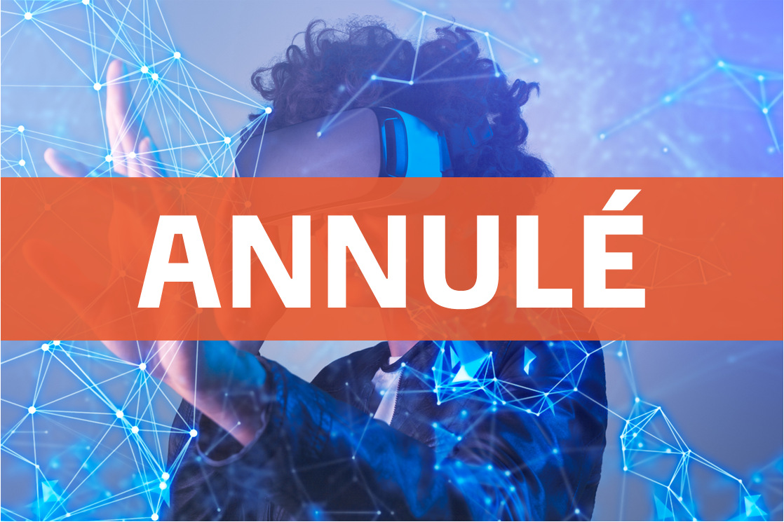 personne faisant de la réalité virtuelle