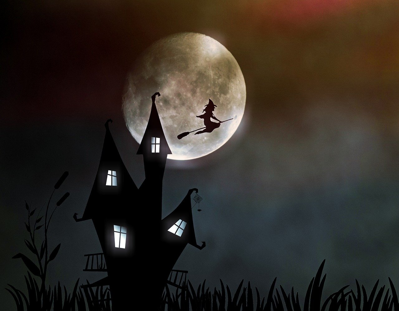 Silhouette de sorcière sur son balai, devant la pleine lune avec un chateau en-dessous